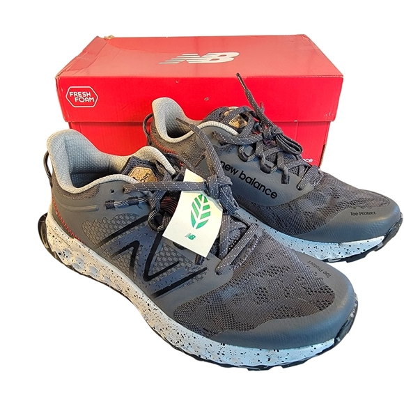 New Balance Fresh Foam Garo Trail Running Shoes Mismatched Sizes 9 Left 10 Right - Picture 2 of 14